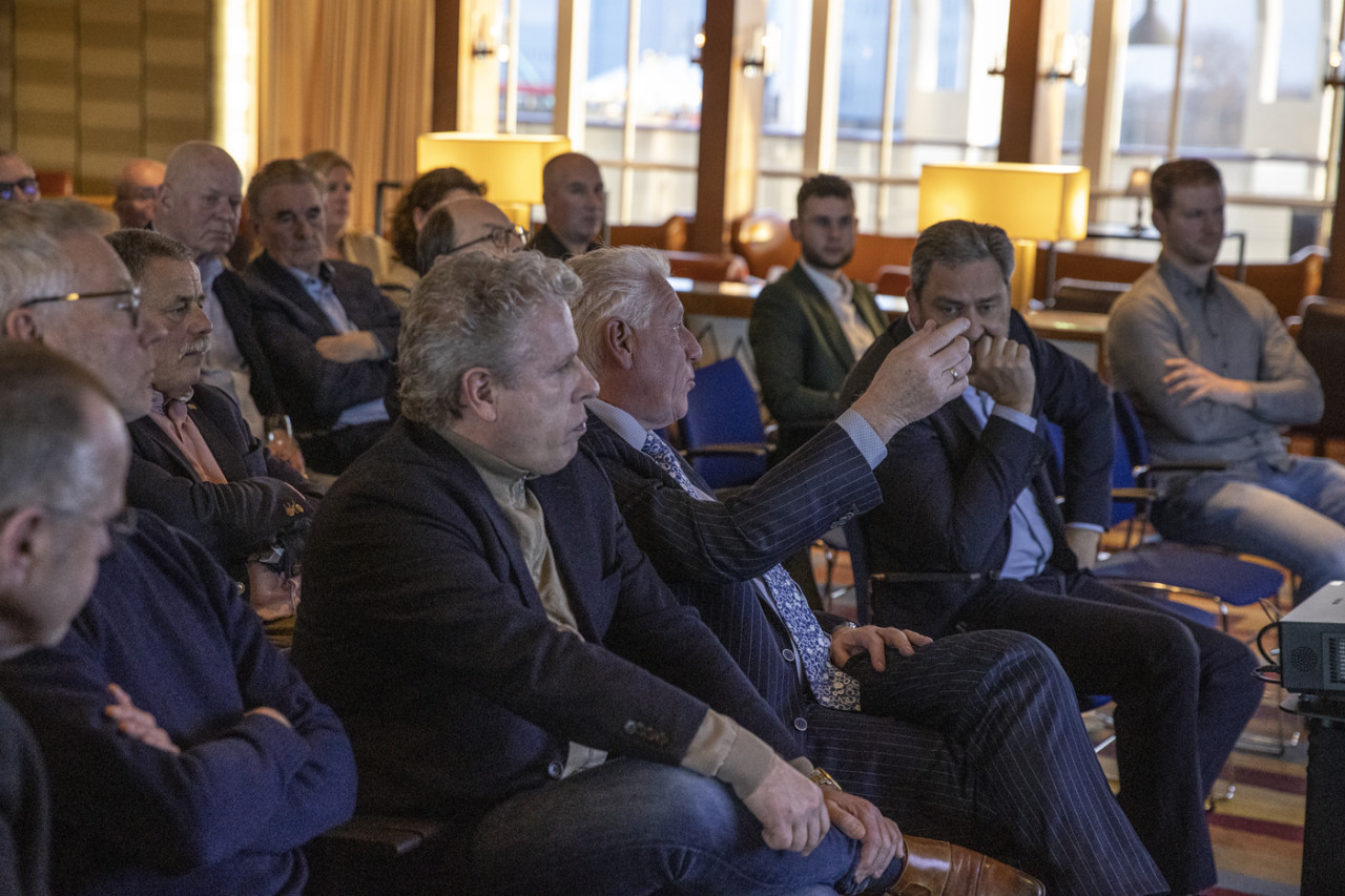 CC Johan van Nieuwenhuijsen 096 S